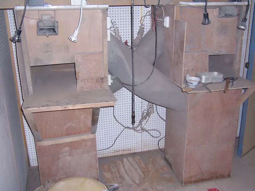 午夜时分，西安长安区一村子的古墓里突然发出一声巨响！而墓主人竟然是唐玄宗曾经最宠爱的女人，不是杨玉环