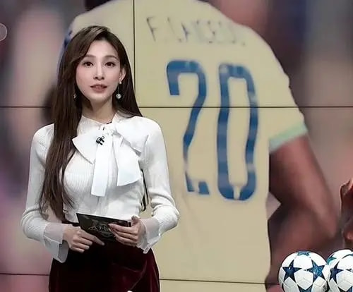 90后新晋主持人马凡舒，颜值与实力并存，被誉为董卿的“接班人”