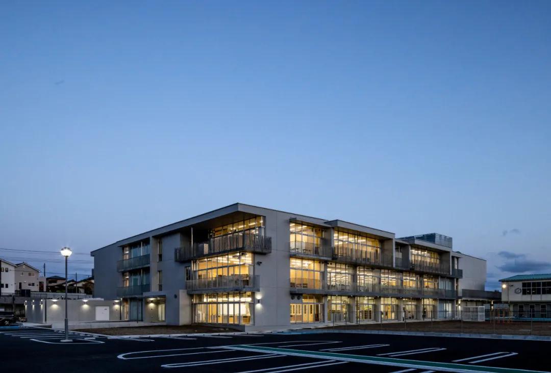 三上建筑事务所|日本日立市立日高小学校