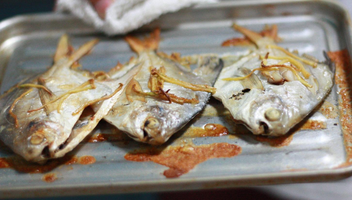 鲳鱼的做法大全清蒸视频,冷冻鲳鱼的做法清蒸还是红烧
