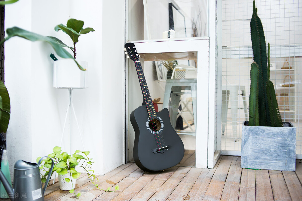 你的钢琴多久调一次,如何更换吉他琴弦全过程