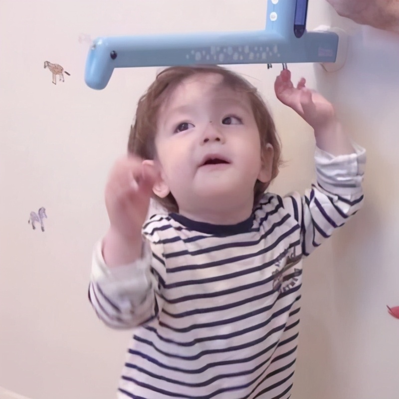 性格开朗大方的男孩取名,男孩儿起名大全怎样起名阳光帅气