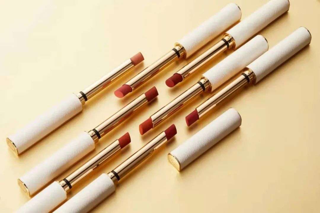 完美日记美妆,美妆品牌完美日记