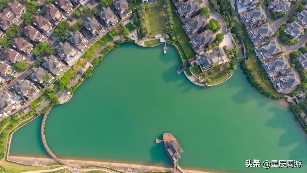 鑾茶姳灞卞簞涓滆帪,涓滆帪鑾茶姳灞卞簞鍦ㄥ敭鍒