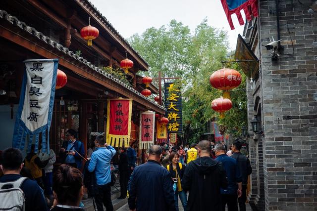 司徒小镇六尺巷要门票,司徒小镇到底有多火爆