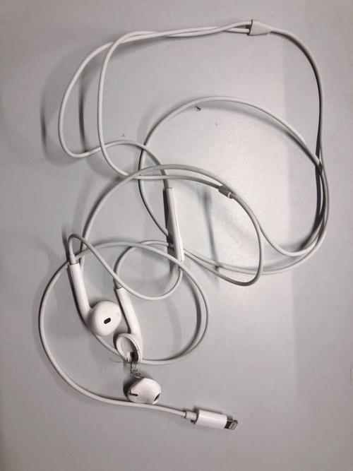 一边耳机没反应怎么办,一边耳机没有声音