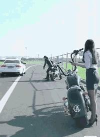 网上买的连衣裙到货了,店家连夜打电话跪求删除好评照片太尴尬了