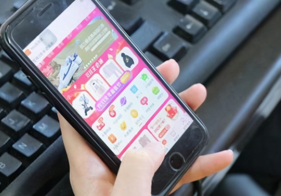 商场里几十元的衣服能买吗,商场里400多的衣服要不要买