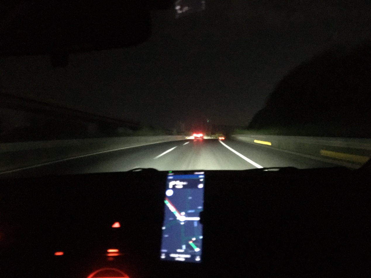 常见中高端汽车大灯,又聚光又亮的汽车大灯选择