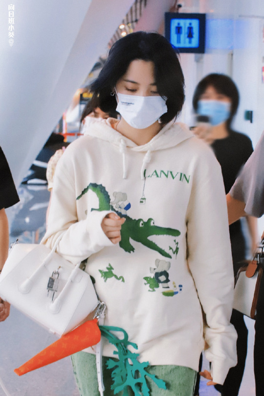 欧阳娜娜的清爽穿搭,欧阳娜娜夏日穿搭美图