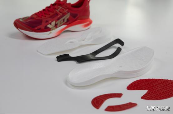 国产支撑型跑鞋对比测试,国产大体重支撑型跑鞋对比测试