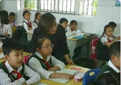 中山外国语乐育论坛：听王海燕老师讲述她的班级故事