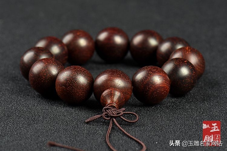 男人适合戴什么样的手串,男士戴什么手串比较合适