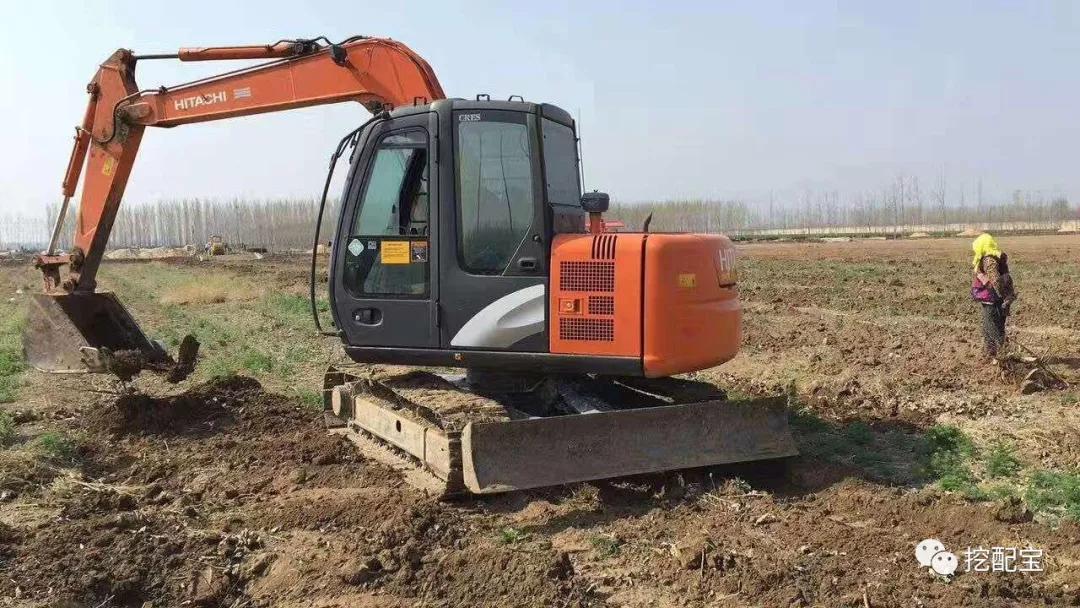 买二手挖机一定要避开这些坑,买二手挖机如何辨别和遇到哪些坑