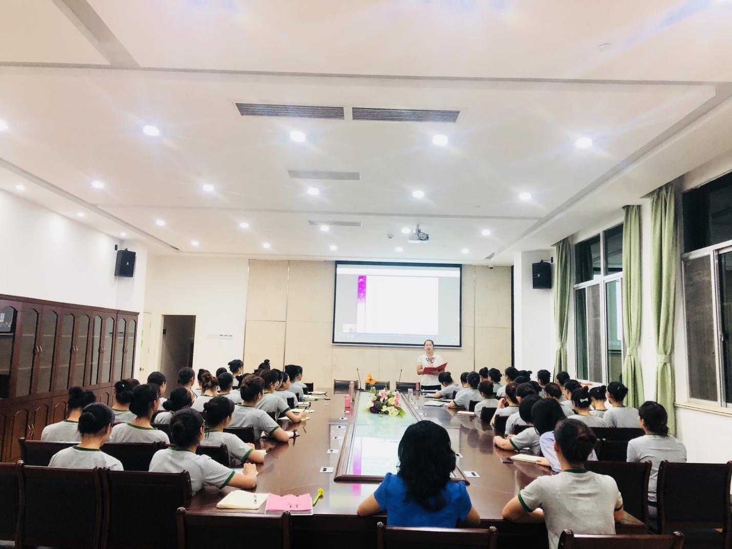 幼儿园的师资队伍建设工作有哪些,幼师队伍建设幼儿园