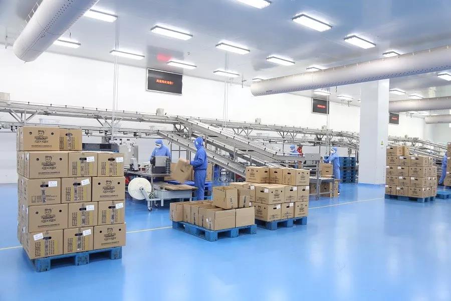 周黑鸭卖不动了！利润下降30%，网友：错失风口全怪自己