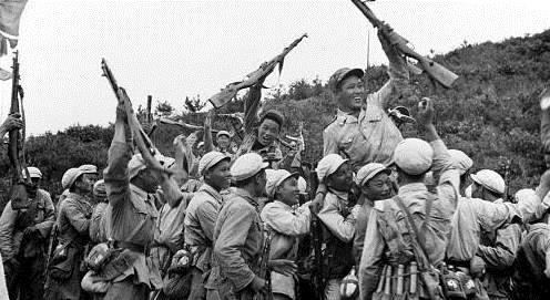 每秒100炮弹,每秒200发的炮弹