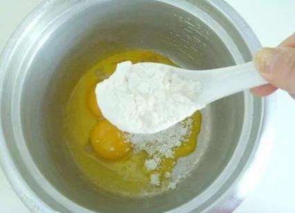 自制美味的电饭锅蛋糕,如何用电饭锅做蛋糕最简单