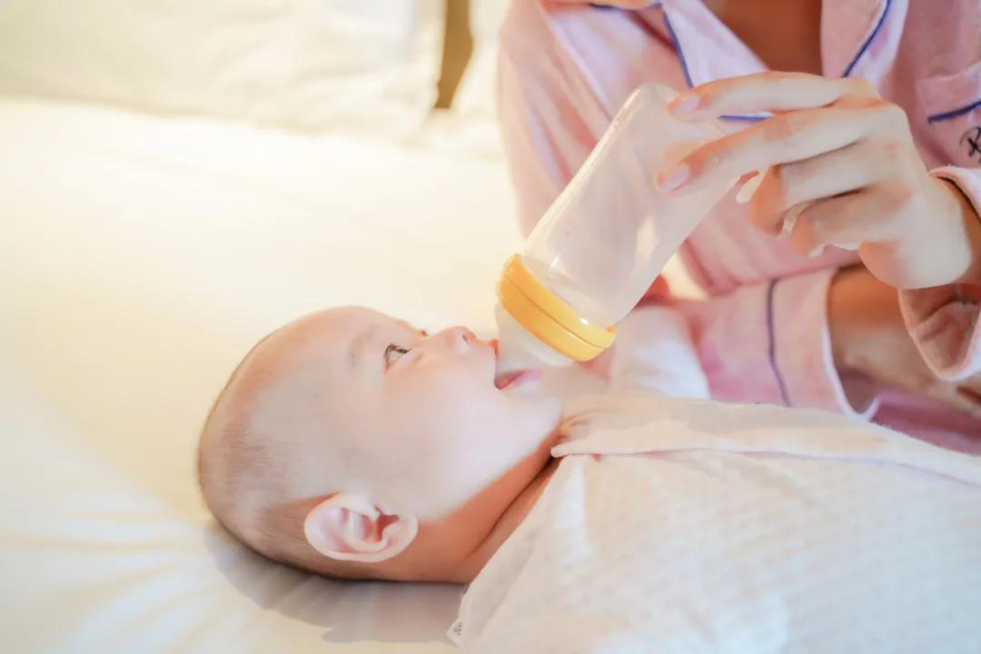 10个月宝宝不到17斤正常不,11个月宝宝越来越瘦但体重在增加