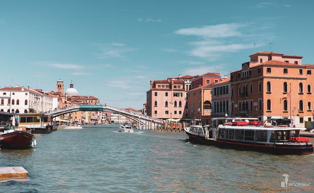 世界上唯一一个没有汽车的城镇,除了威尼斯唯一没有车辆的城市