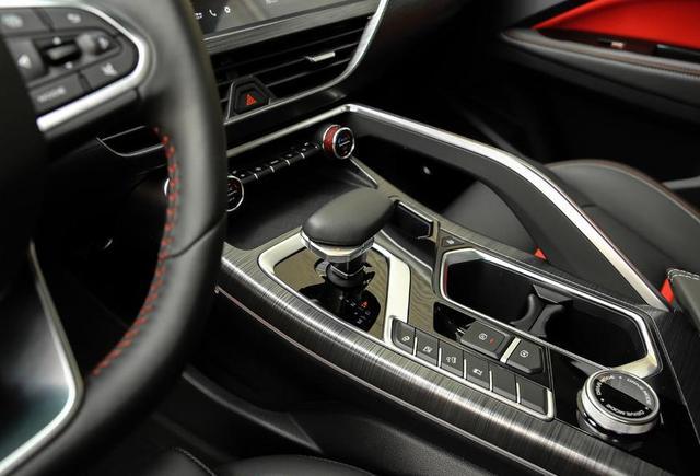 吉利星越300T耀星者怎么样?内行人认真说了感觉,看完便知