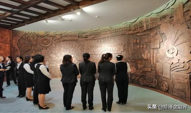 同根同心血脉相连,同根同源同祖同宗同族同心