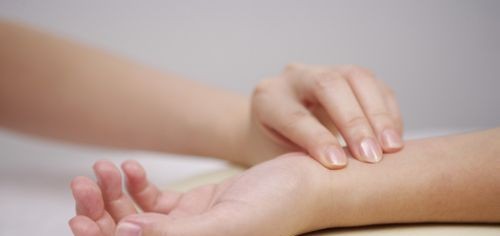 中医如何把脉,中医如何把脉看肺