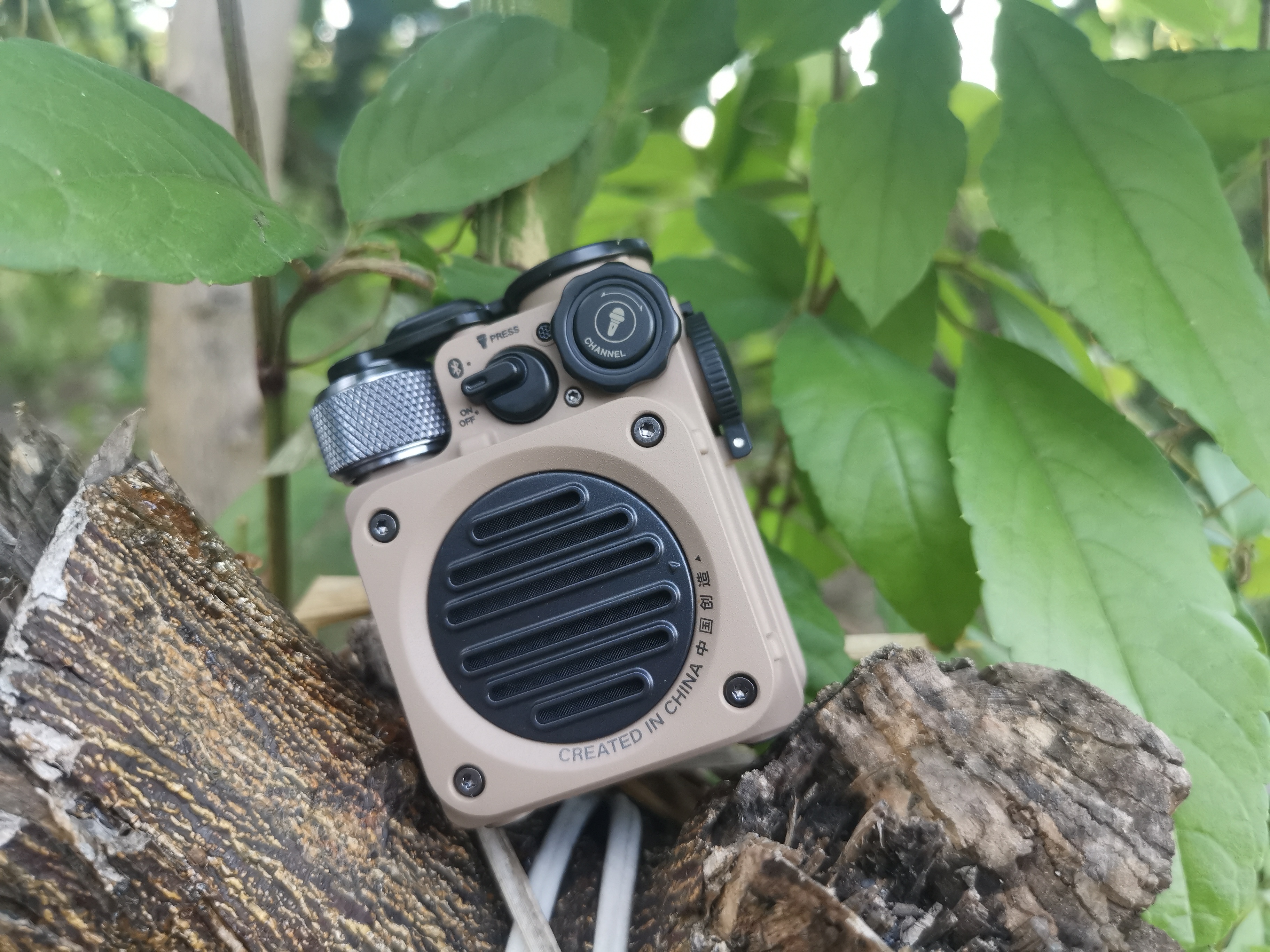 猫王收音机限量版,猫王新推出野性mini便携音箱