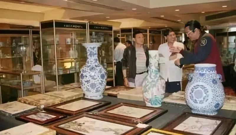 古董市场崩了价格下跌,古董地摊货源批发市场