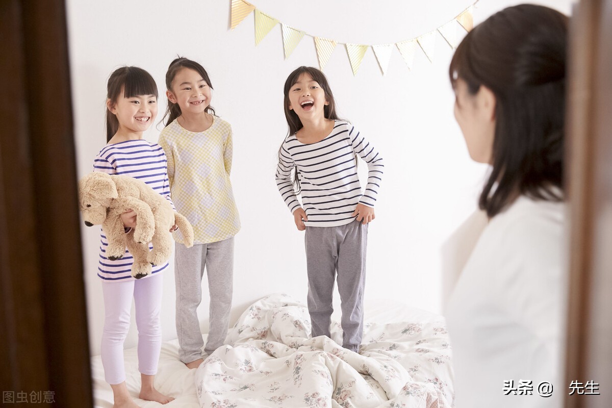 3岁小孩什么都跟你对着干怎么办,3岁宝宝跟妈妈对着干