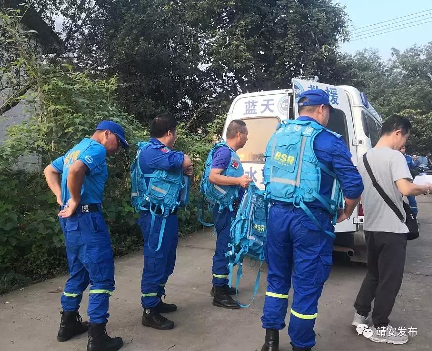 致敬最美逆行者白衣天使,致敬危难时刻的逆行者