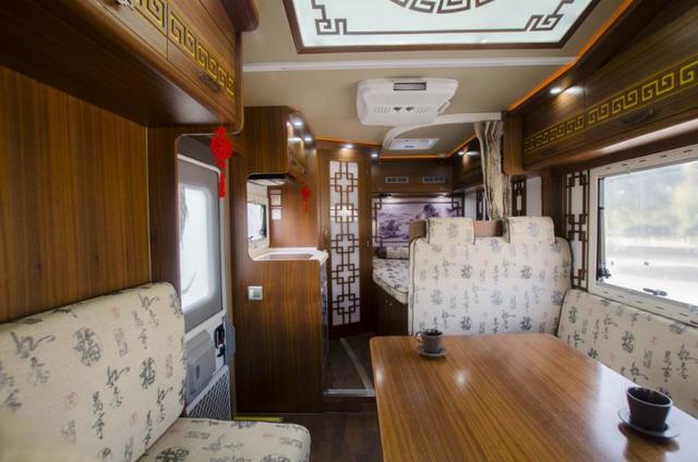 中天依维柯2045越野房车蒙古版,中天房车2021无拓展房车价格