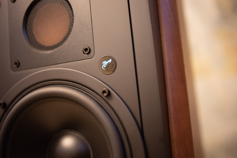 惠威m300mk2是多媒体音箱吗,客厅嵌入式音箱