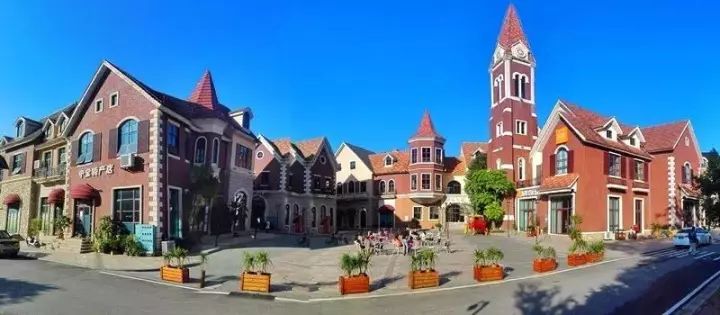 英伦风情小镇旅游推荐,游玩欧式风格小镇