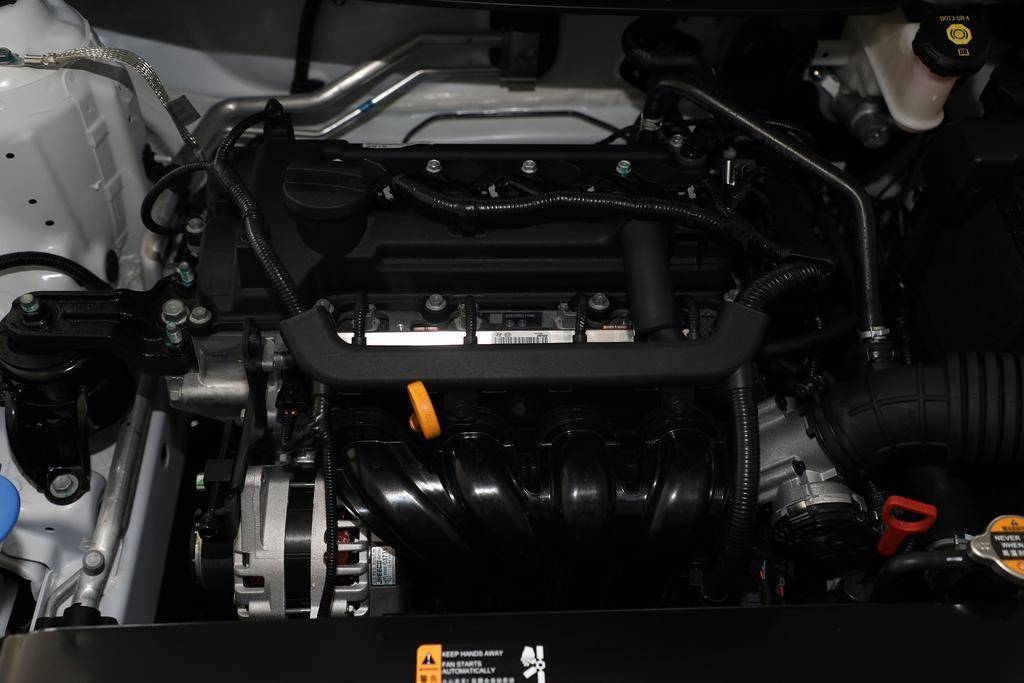 家用现代瑞纳皮实吗,现代瑞纳两厢自动挡suv