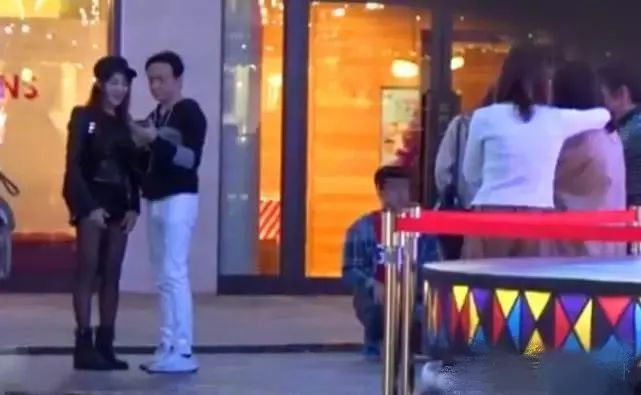 中国女打星简史：从郑佩佩到徐冬梅