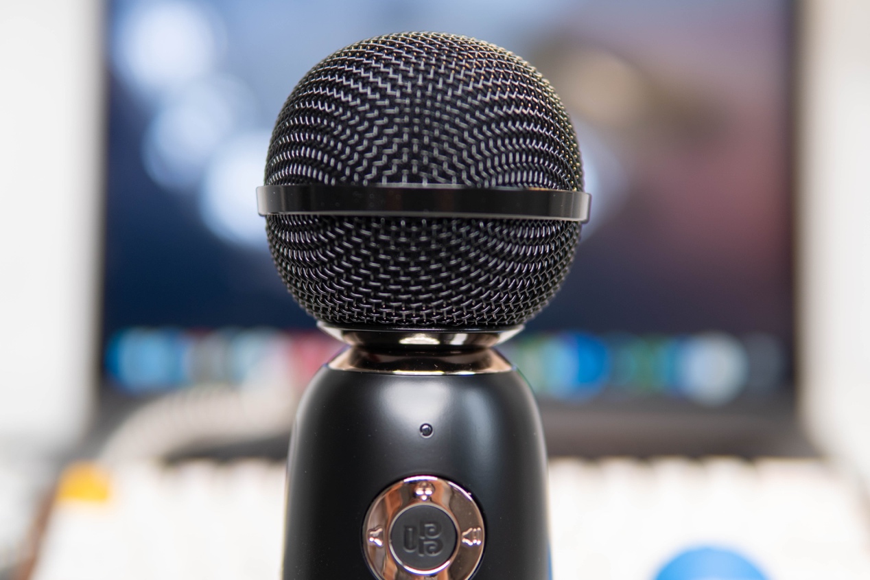 宅家也是K歌之王，唱吧精灵麦克风Q3，你的百万调音师