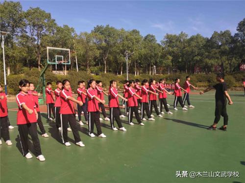 开学一日生活,开学一个月的小日常