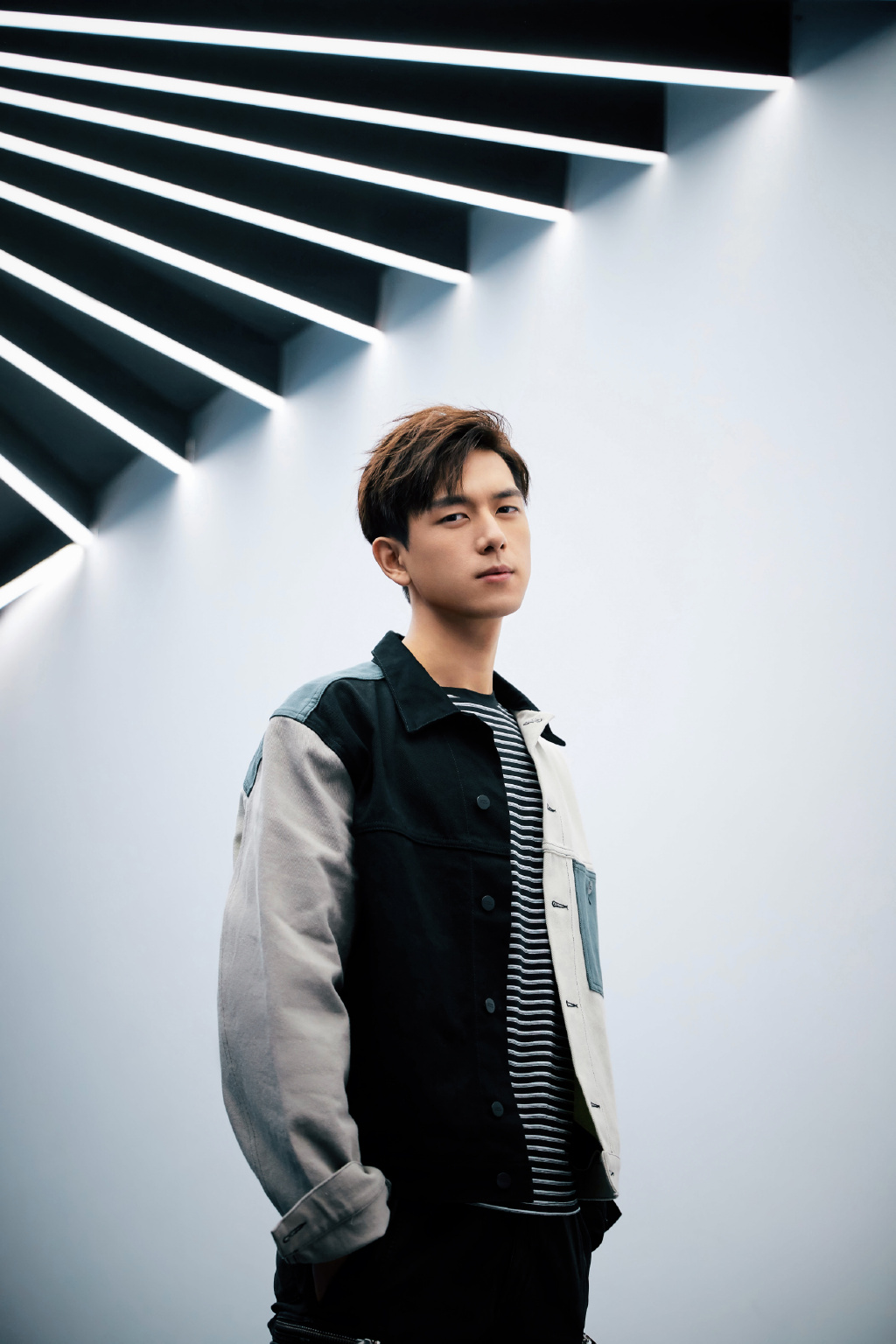 李现的穿衣风格,李现的穿搭在哪里可以看