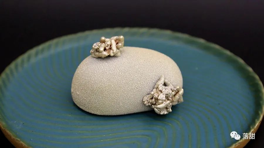 杂谈|你会不会在乎:盘子和甜品配不配?