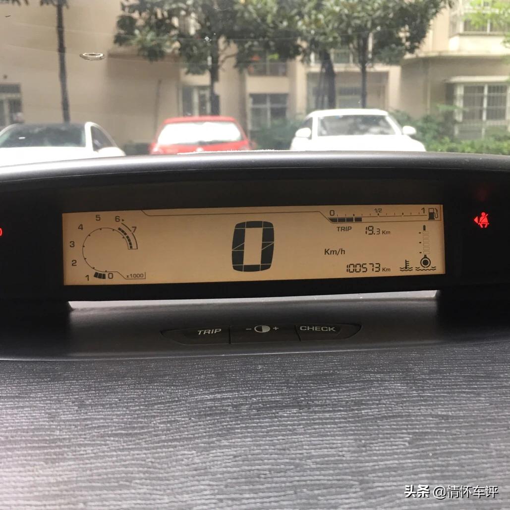 雪铁龙世嘉两厢手动2.0优缺点,18年雪铁龙世嘉手动挡值得买吗