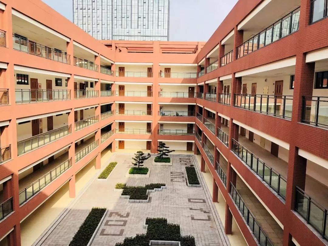 重庆一中第一实验中学,重庆第一实验中学最新情况