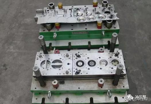 冲压模具设计入门40课,鱼眼端子冲压模具设计