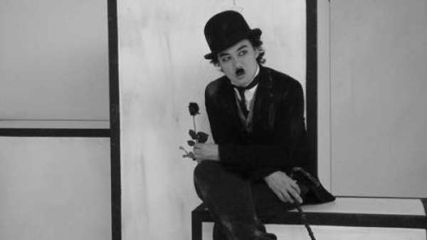 陈奕迅的好久不见让你想到了什么,陈奕迅的好久不见大概讲什么故事