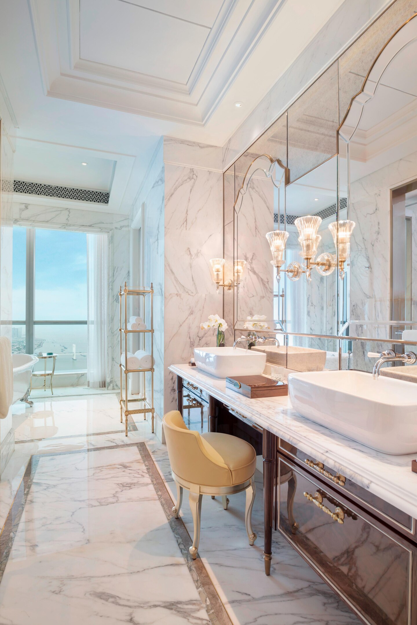 珠海瑞吉酒店游泳池,珠海市瑞吉酒店在哪里呀