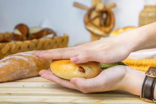 开在大庆西路的迷你面包博物馆，进一次就终身入坑