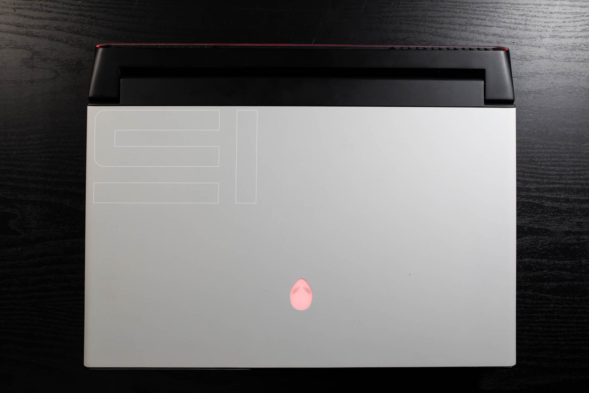 戴尔外星人笔记本17r5深度解析,外星人m15轻薄游戏本笔记本测评