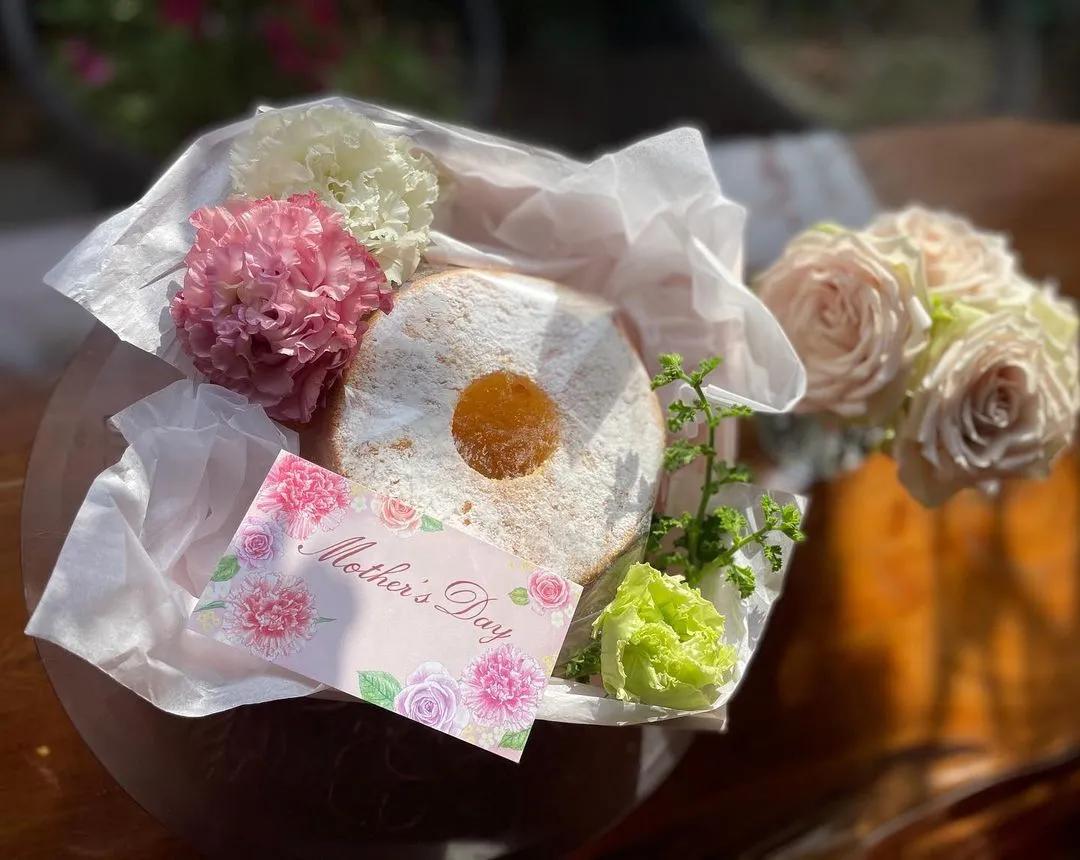 简单款式的母亲节蛋糕图片,六种不同口味母亲节蛋糕