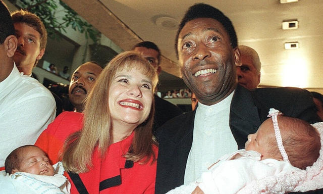 结三次婚的女人第25集,球王贝利18岁时照片