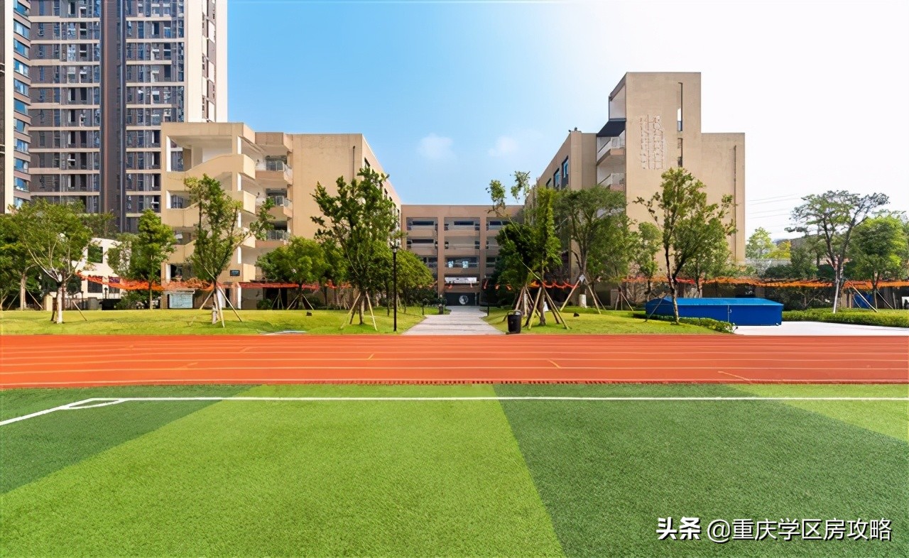 重庆很厉害的学校,川渝曾经最强中学